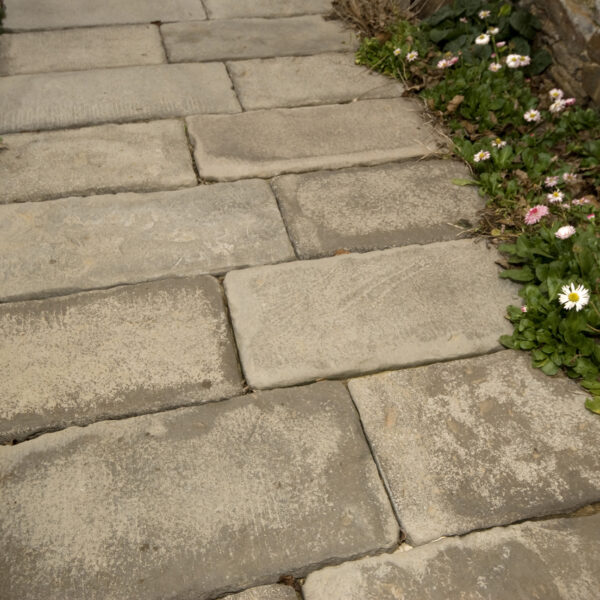 Bradstone Cobblestone Pathway Pavers - Grey Green