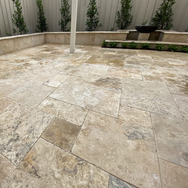 Country Blend Travertine Paving Tile - French Pattern Travertine