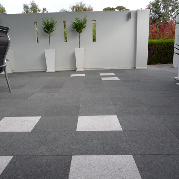 Stoneware Ebony Granite Patio Pavers