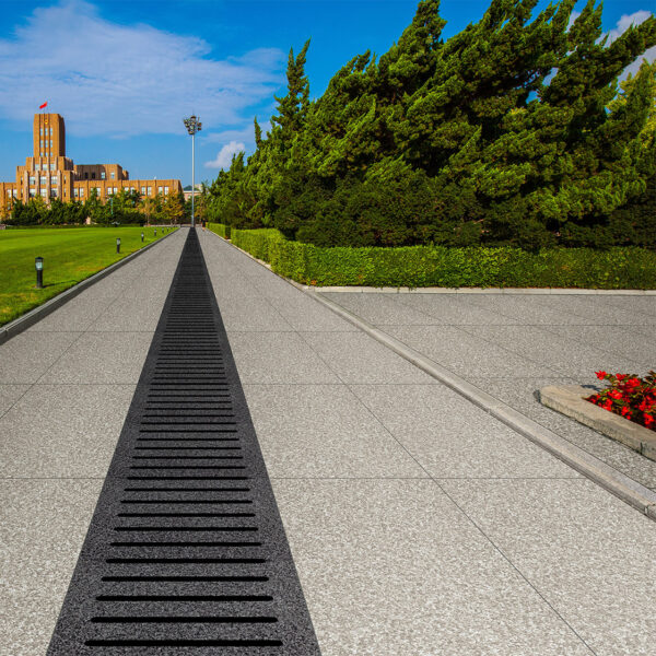 Stoneware Ebony Granite Outdoor Pavers