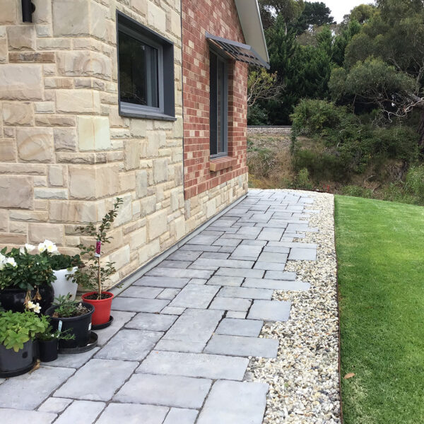 Bradstone 600 x 300 Paver | Cobblestone Paver - Brunswick