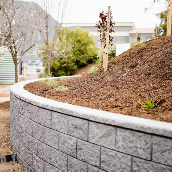 Easy Wall Block Curved Garden Wall | AHLG