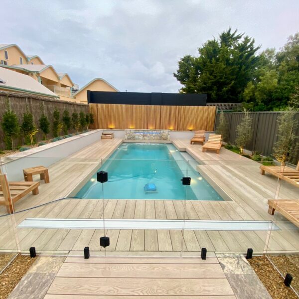 Silver Travertine Bullnose Stoneer Wall Cladding | Adel Pool Patrol